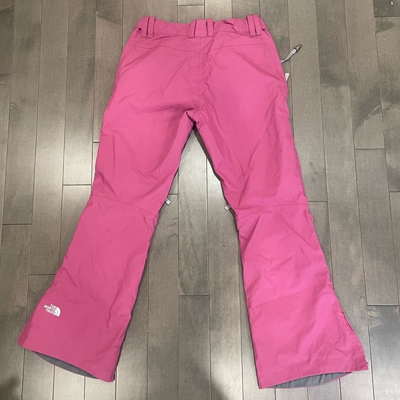 Northface Hyvent Multipocket Ski Pants - Pink (M) - Picture 6 of 10